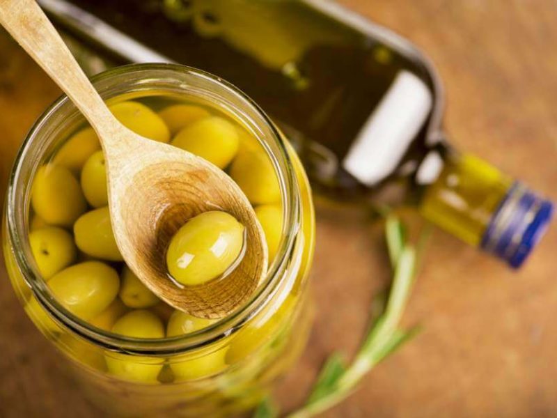 5 Reasons to Add Olive Oil to Your Diet