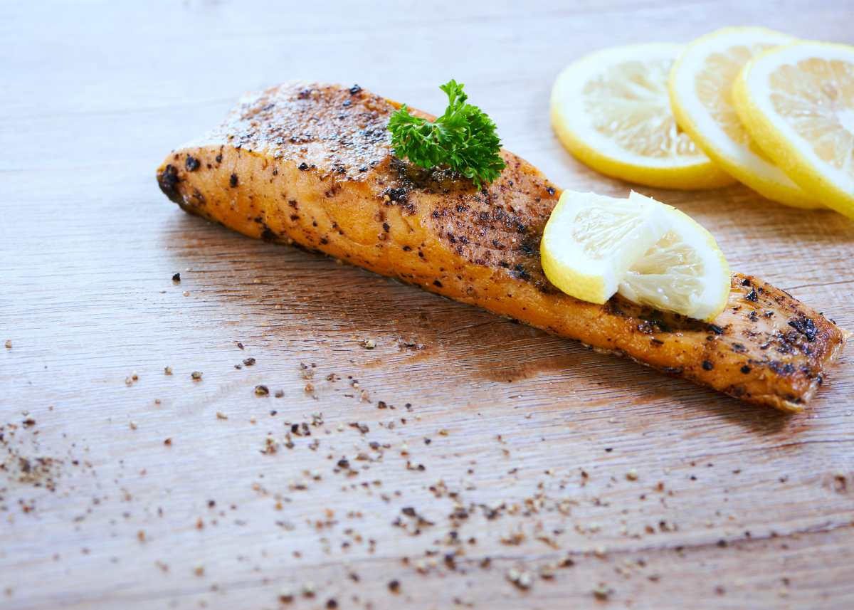 baked salmon with lemon | Healthy Food Recipes That Can Boost Cognitive Function | healthy food list