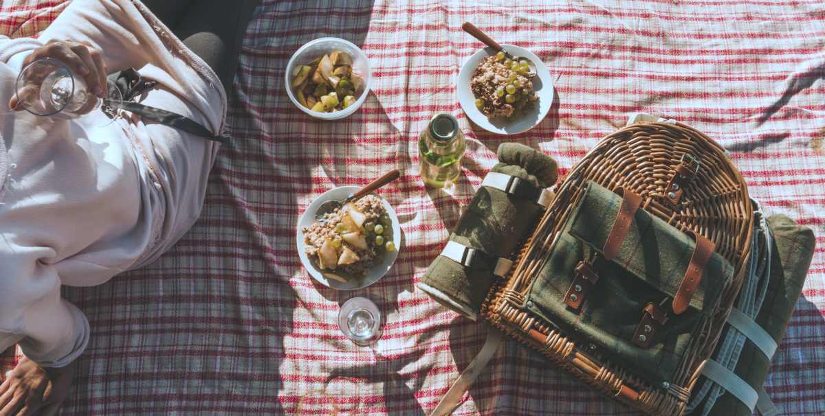 having a picnic | Ways To Go Outside And Relax In Nature This Summer | outdoors
